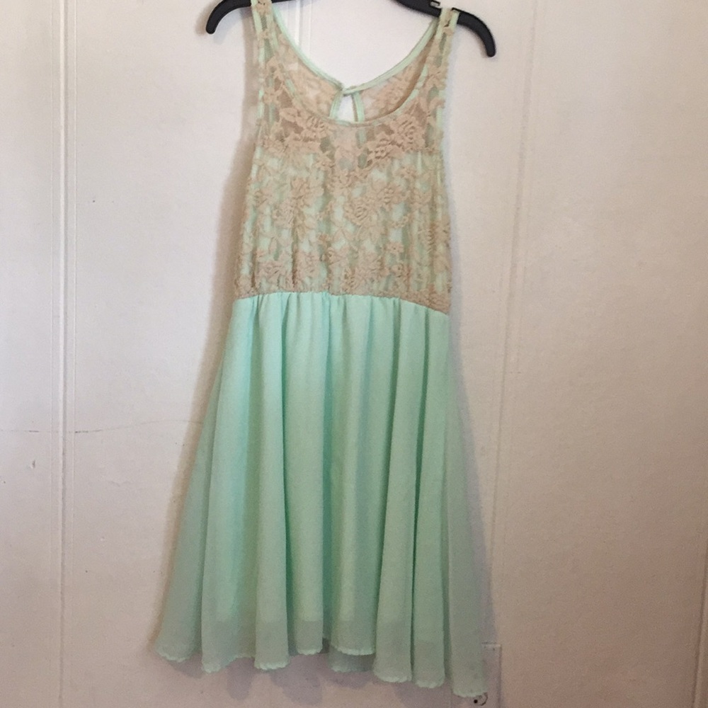 Vintage Bella D dress mint green with tan lace